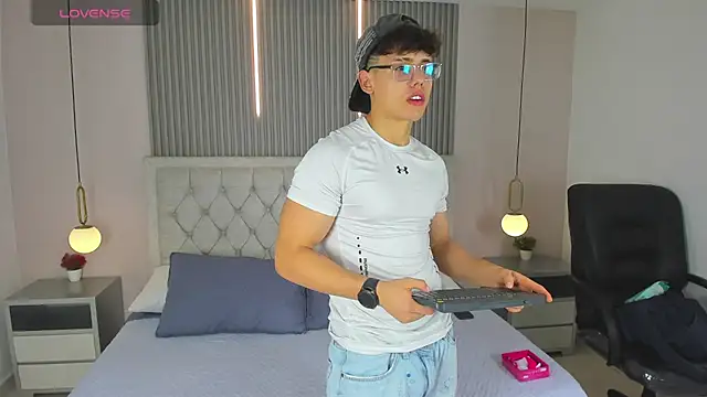 jhoumod 21  online show from November 26, 2025, 3:06 am