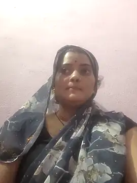 Tamanna hot online show from November 6, 2025, 5:00 am