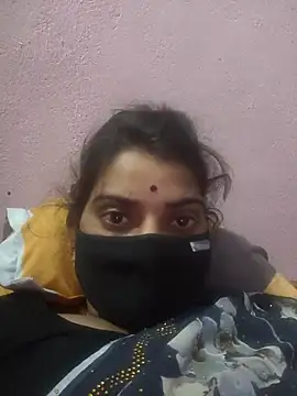 Tamanna hot online show from November 22, 2025, 3:11 pm