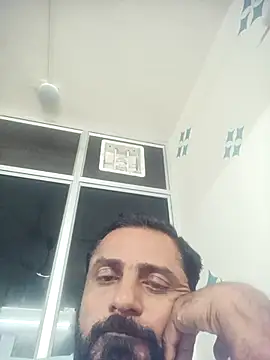 Snapshot of RubyEntity chatting on November 18, 2025, 7:44 am RubyEntity online show from November 18, 2025, 7:44 am