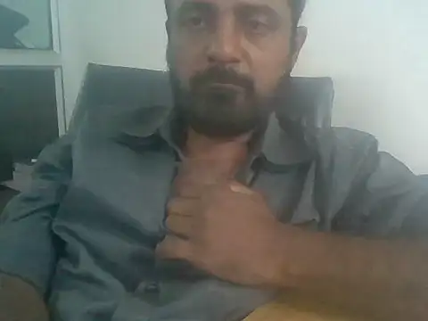 Snapshot of RubyEntity chatting on November 12, 2025, 7:12 am RubyEntity online show from November 12, 2025, 7:12 am