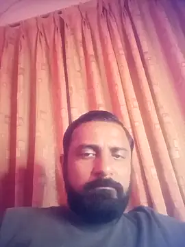 Snapshot of RubyEntity chatting on November 28, 2025, 1:44 pm RubyEntity online show from November 28, 2025, 1:44 pm