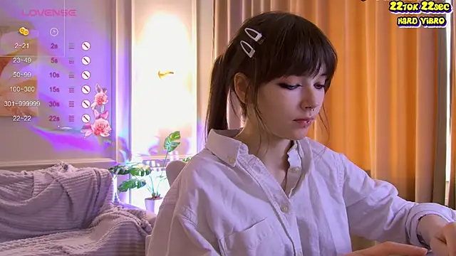 Lissssssa online show from November 20, 2025, 9:21 am