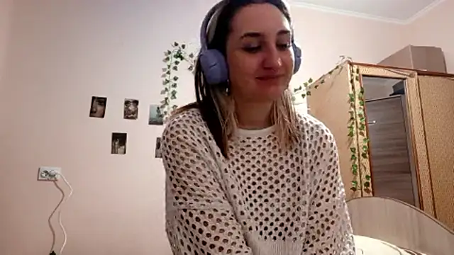 Anabree online show from November 20, 2025, 4:46 am