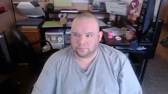 MegaChip online show from November 5, 2025, 6:11 pm