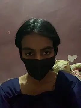 Snapshot of Thaper_Meera2 chatting on June 3, 2026, 8:37 am Thaper Meera2 online show from June 3, 2026, 8:37 am