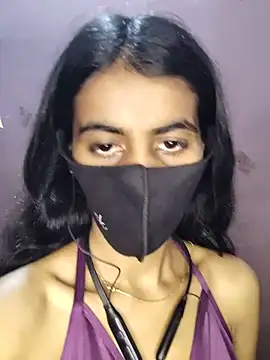 Snapshot of Thaper_Meera2 chatting on May 17, 2026, 2:11 am Thaper Meera2 online show from May 17, 2026, 2:11 am