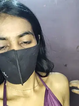 Snapshot of Thaper_Meera2 chatting on May 14, 2026, 1:24 am Thaper Meera2 online show from May 14, 2026, 1:24 am