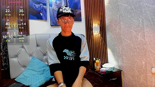 Elian Julian online show from November 26, 2025, 10:10 pm