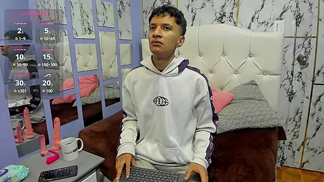 Elian Julian online show from November 7, 2025, 12:59 am