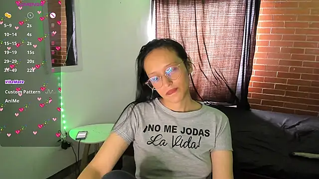 Samantha Devil online show from December 2, 2025, 5:58 pm