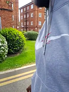 sweet juicem online show from April 18, 2026, 1:02 pm