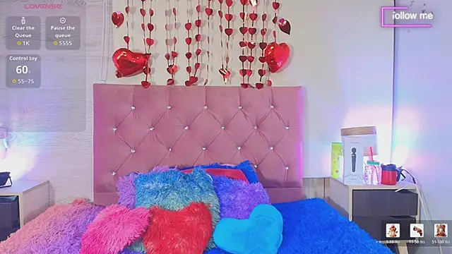 Snapshot of PamelaBoobs chatting on February 14, 2026, 6:19 pm PamelaBoobs online show from February 14, 2026, 6:19 pm