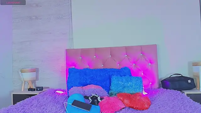 Snapshot of PamelaBoobs chatting on March 2, 2026, 7:43 pm PamelaBoobs online show from March 2, 2026, 7:43 pm