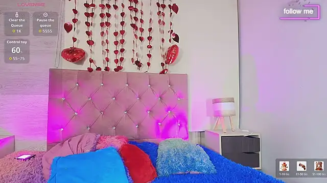 Snapshot of PamelaBoobs chatting on February 18, 2026, 6:59 pm PamelaBoobs online show from February 18, 2026, 6:59 pm