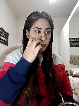 Snapshot of nahiarabiel33 chatting on June 27, 2026, 5:41 pm nahiarabiel33 online show from June 27, 2026, 5:41 pm
