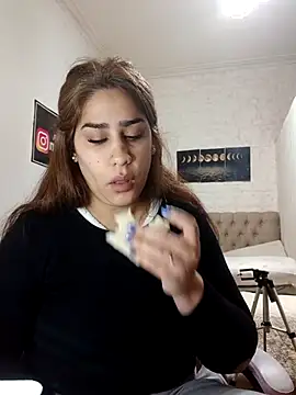 Snapshot of nahiarabiel33 chatting on July 13, 2026, 4:17 pm nahiarabiel33 online show from July 13, 2026, 4:17 pm