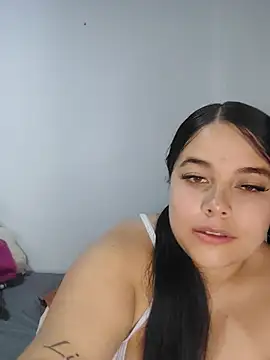 Snapshot of CameronJonnes chatting on May 17, 2026, 5:46 pm CameronJonnes online show from May 17, 2026, 5:46 pm