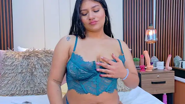 ValeriaMonet online show from December 15, 2025, 8:14 pm