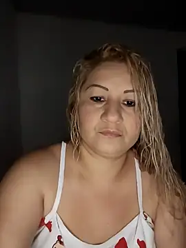 Karoline milf hot online show from November 26, 2025, 3:06 am