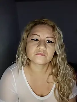 Karoline milf hot online show from November 29, 2025, 3:50 am