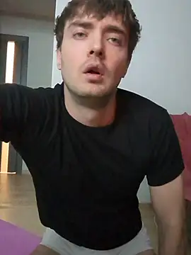 lucky swimmer online show from November 28, 2025, 3:12 pm