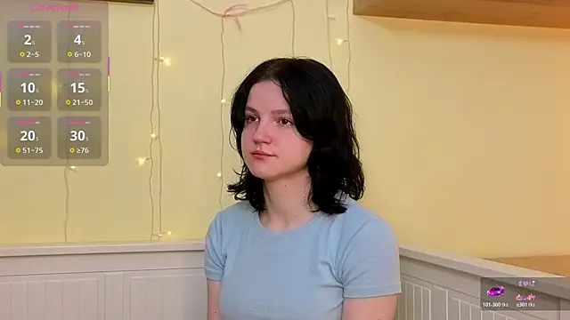 LatinaHuguenin online show from January 17, 2026, 7:12 am