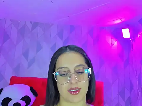 IsabellaRousset online show from November 14, 2025, 4:16 am