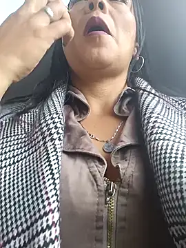 misshot 02 online show from February 24, 2026, 5:58 pm