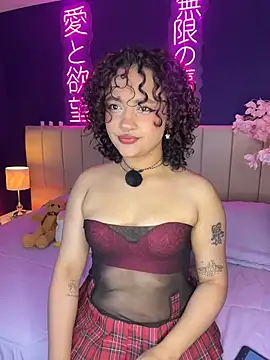  sarahRose online show from February 18, 2026, 4:21 am