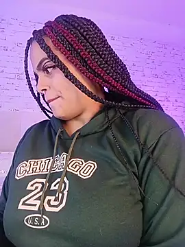 April Kay online show from November 15, 2025, 3:43 am