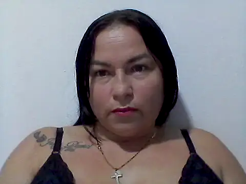 orianaxx01 online show from November 7, 2025, 3:11 am