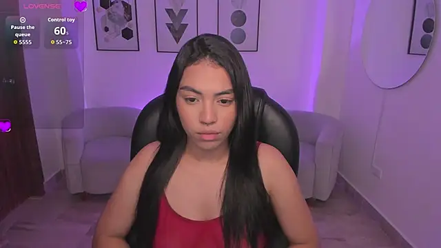 emma connor1 online show from December 15, 2025, 11:27 am