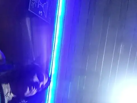 Rousanyel online show from November 13, 2025, 6:56 pm