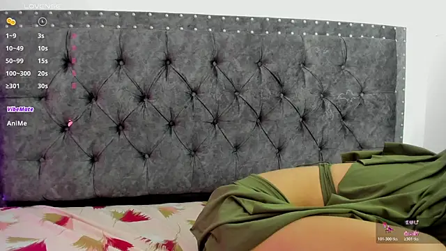 aisha sadii online show from December 2, 2025, 8:32 pm