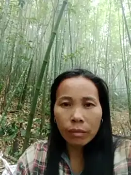 Snapshot of Ana_hoa chatting on December 4, 2025, 4:55 am Ana hoa online show from December 4, 2025, 4:55 am