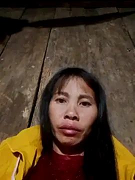 Snapshot of Ana_hoa chatting on December 21, 2025, 11:38 pm Ana hoa online show from December 21, 2025, 11:38 pm