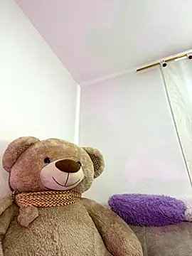 Mafer marshall online show from November 24, 2025, 12:27 pm