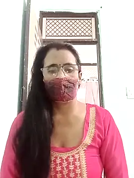 Snapshot of sanjana077 chatting on November 29, 2025, 5:18 am sanjana077 online show from November 29, 2025, 5:18 am