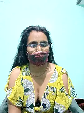 sanjana077 online show from February 11, 2026, 7:03 pm