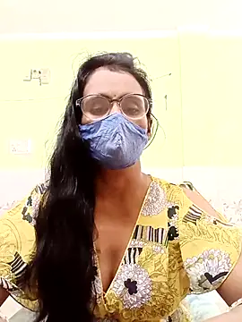 Snapshot of sanjana077 chatting on November 11, 2025, 7:03 am sanjana077 online show from November 11, 2025, 7:03 am