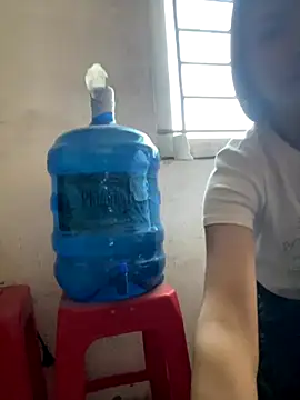 Snapshot of Beolulu chatting on November 27, 2025, 2:01 am Beolulu online show from November 27, 2025, 2:01 am