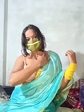 V HOT CUTE online show from November 13, 2025, 4:11 pm