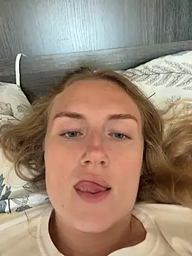 olliebells online show from June 5, 2026, 10:10 am