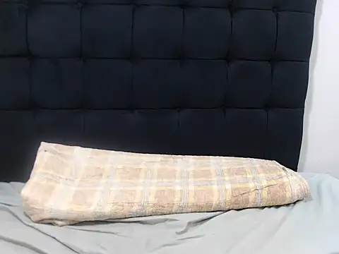 StunningChunky online show from November 23, 2025, 4:11 am