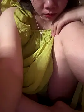 Dilen 7533 online show from December 23, 2025, 2:44 am