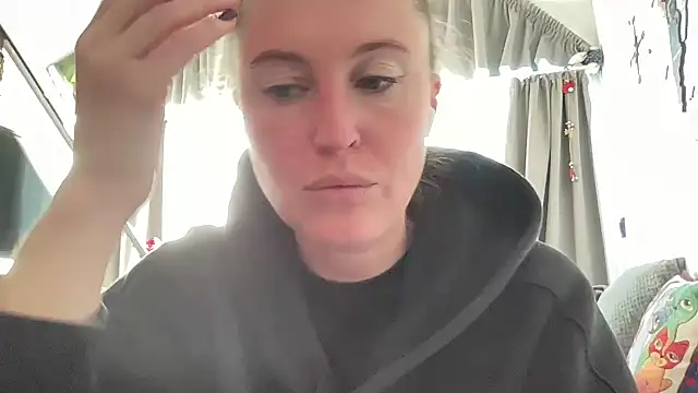 Snapshot of Ameli8 chatting on January 15, 2026, 1:36 pm Ameli8 online show from January 15, 2026, 1:36 pm