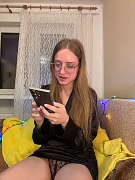 EveLunny online show from January 6, 2026, 1:31 am