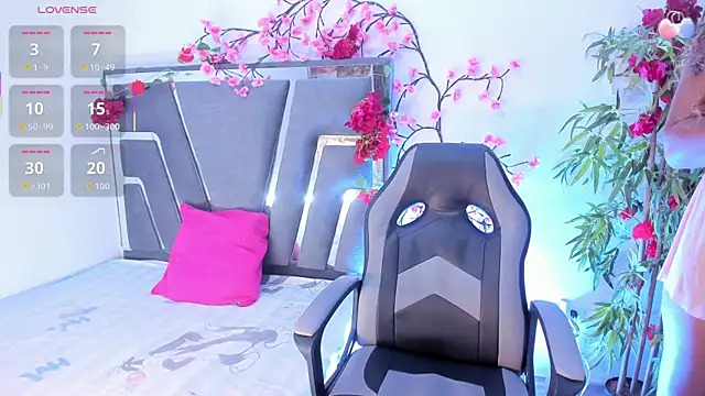 DanfneTorres online show from November 15, 2025, 7:29 pm