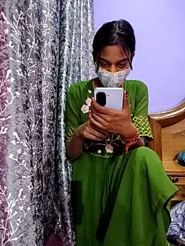 Student12th online show from November 17, 2025, 4:11 pm